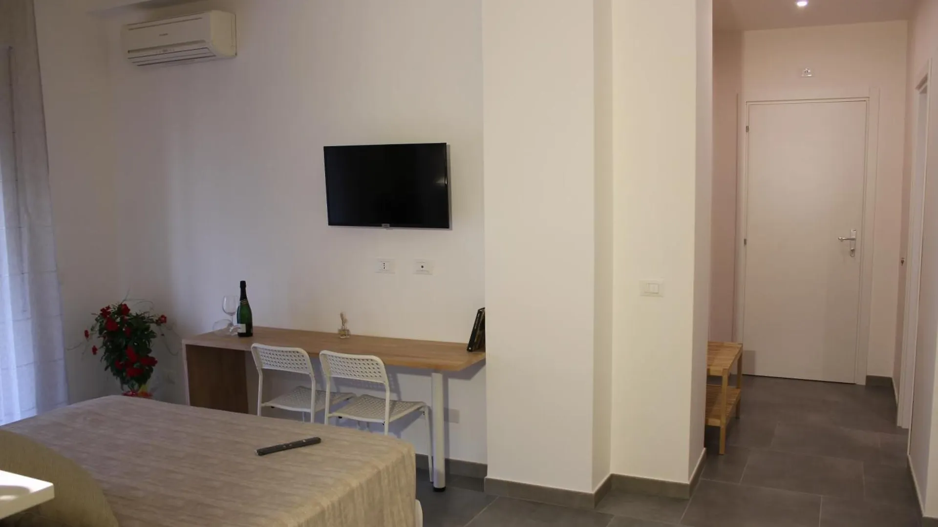 La Finestra Sul Porto Bed & Breakfast Palermo 3*,  Italy