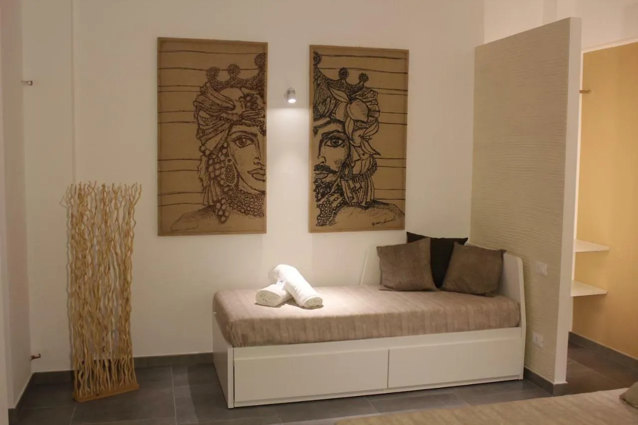 ***  La Finestra Sul Porto Bed & Breakfast Palermo Italy