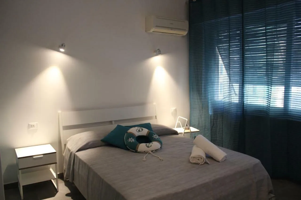 La Finestra Sul Porto Bed & Breakfast Palermo Italy